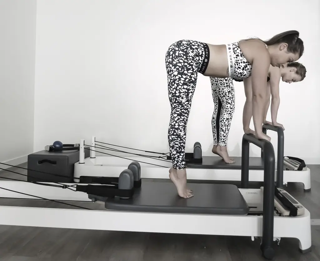 Guía práctica para tu primera clase de yoga